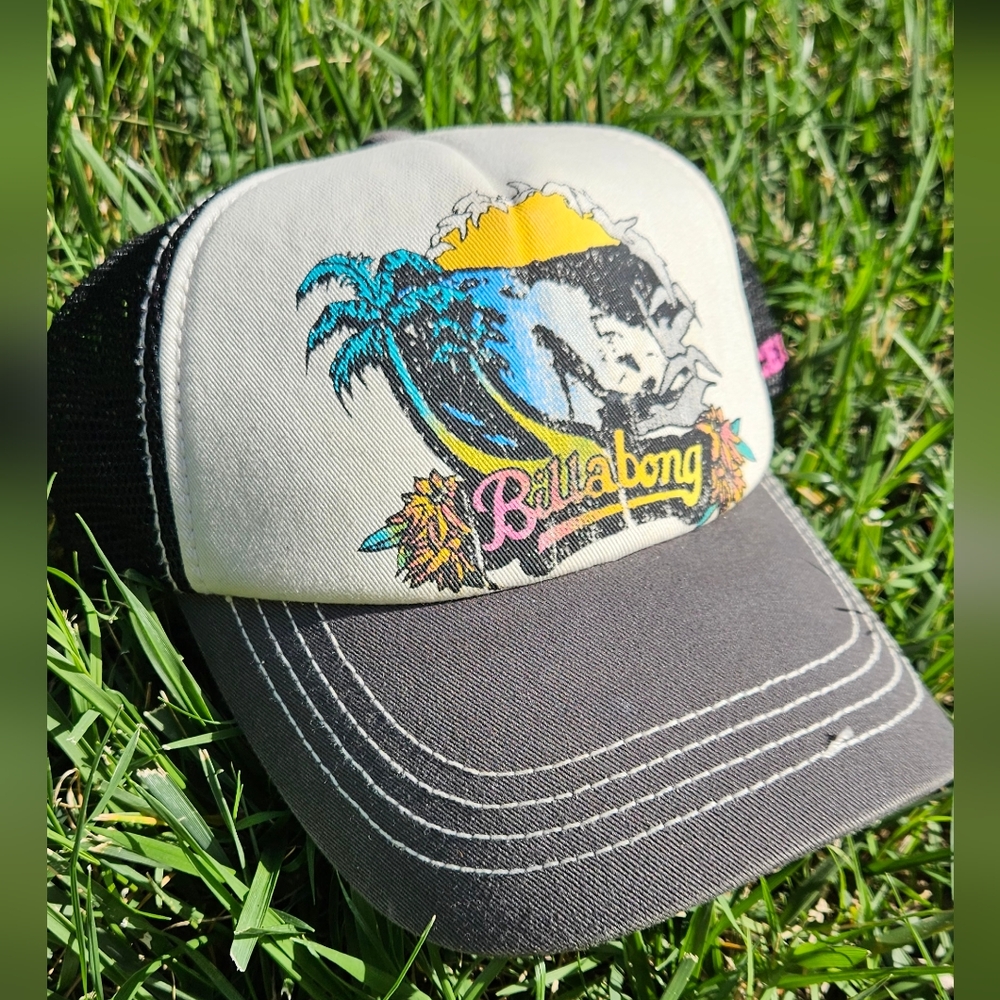 Billabong Black and White Trucker Hat